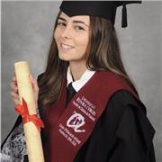 Soy graduada en educación infantil y cuento con 10 años de experiencia dando clases de repaso de primaria
